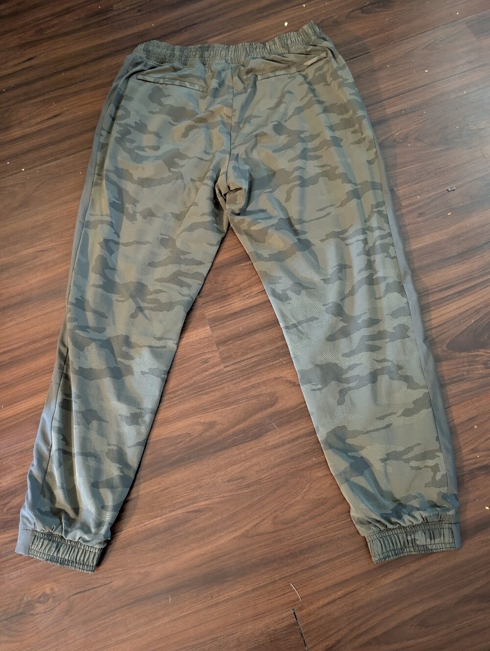 Athleta Brooklyn Textured Green Camo Lined Joggers - Picture 3 of 4